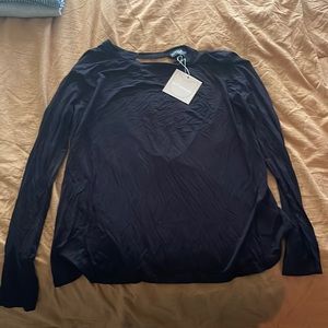 New Kittenish black long sleeve. Open back